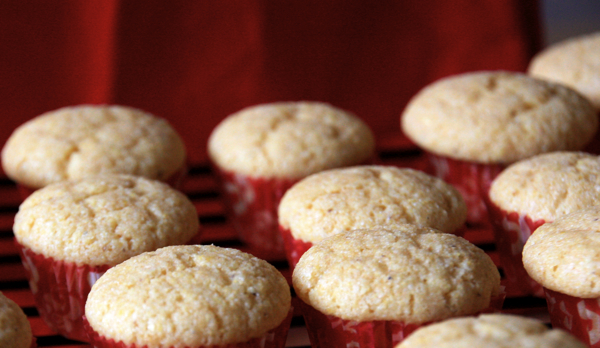 Sweet Cornbread (Whole Wheat) - The Happy Housewife™ :: Cooking