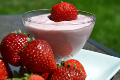 Fresh Strawberries with Raspberry Dip Yogurt Fruit Dip