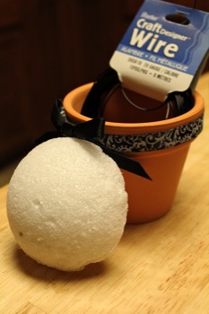 Easy Craft: Clay Pot Photo Holder Tutorial (supplies) | The Happy Housewife Easy Craft: Clay Pot Photo Holder Tutorial (supplies) | The Happy Housewife