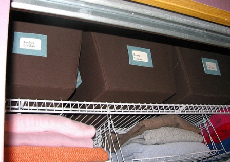 organize kids clothing