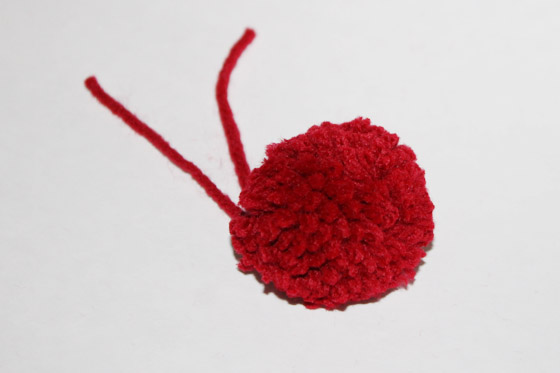 Pom-Pom Heart Wreath (Short Pom-Pom) | The Happy Housewife