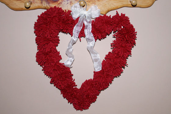 Pom-Pom Heart Wreath with Ribbon | The Happy Housewife