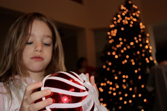 Five Tips for Successful Holiday Visits When Yours Are the Only Kids Christmas Five Tips for Successful Holiday Visits When Yours Are the Only Kids