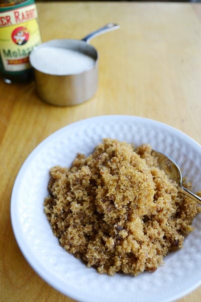 How to Make Brown Sugar From White Sugar-image