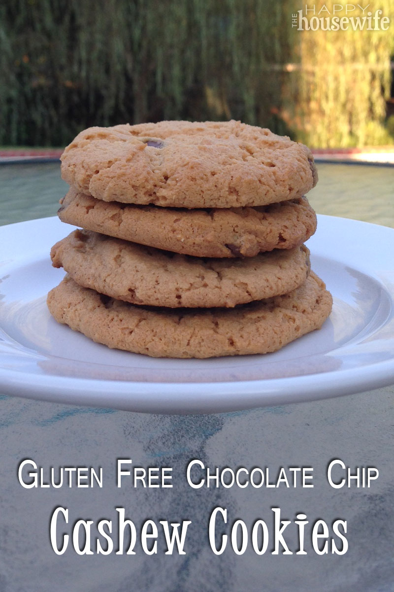 chopped cashew cookies