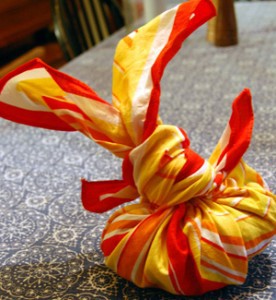 Frugal Gift Wrapping Ideas - The Happy Housewife™ :: Frugal Living