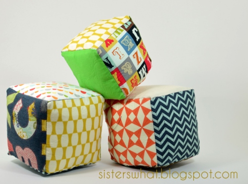 Play Cubes: Homemade Christmas Gifts | The Happy Housewife
