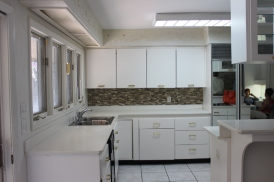 Day 6 & 7 Renovation Adventures: Help Arrived - The Happy Housewife
