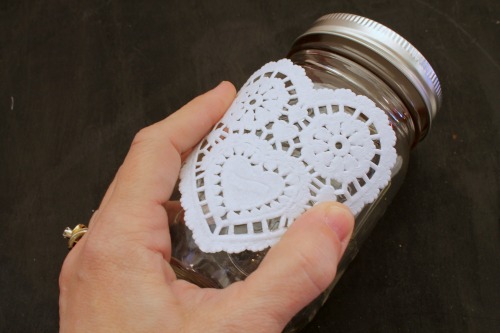 These quick and easy Mason jar crafts are perfect for your shabby chic home decor or a fun party theme.