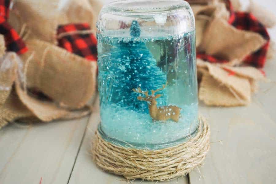 DIY craft snowglobe 