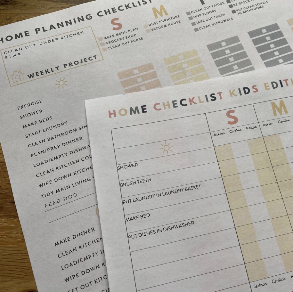 Home planner chore checklist 
